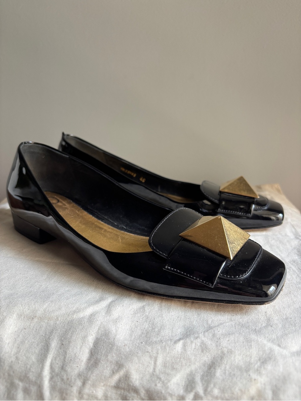 Valentino Garavani Rockstud One Stud Patent Leather Ballet Flats Black IT40